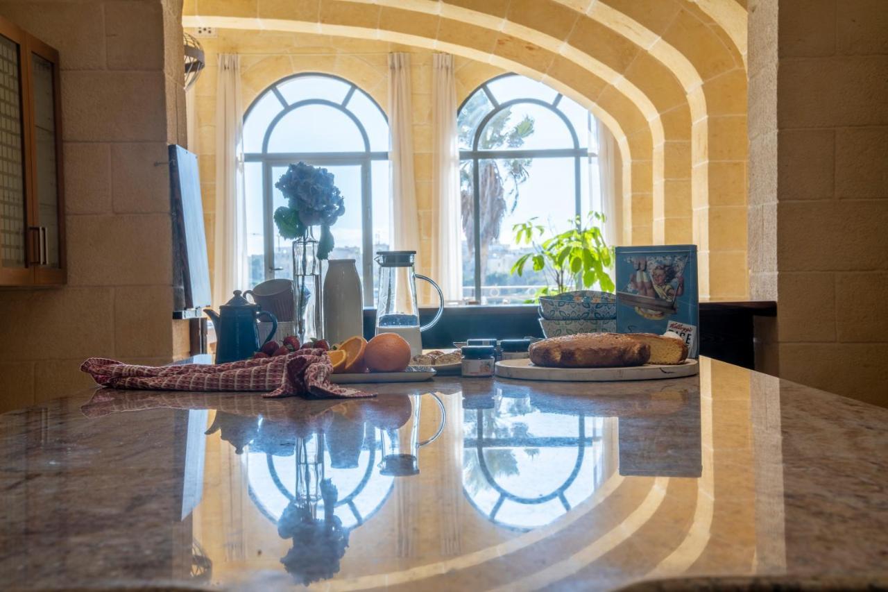 Bed & Breakfast Mood